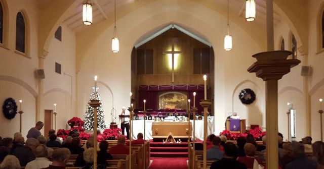 The sanctuary of 15th Avenue Christian Church set for a wedding